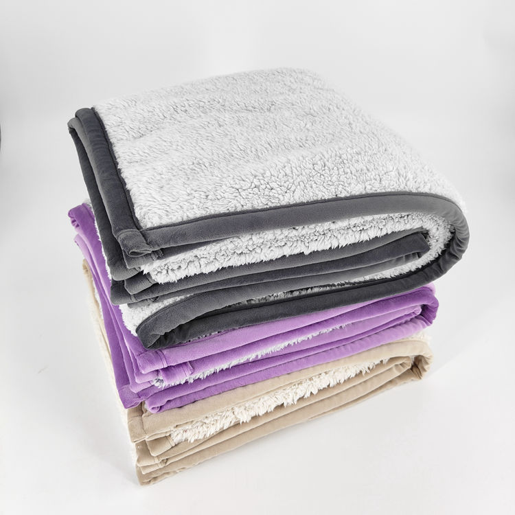 Polyester Home Deco Cozy Sherpa Decor Throw Blanket